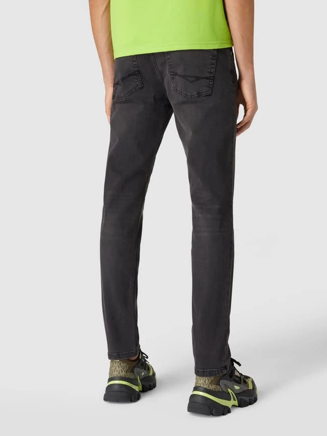 Bestpreis ? Christian Berg Men Straight Fit ? Jeans Mit Brand-Detail - Mittelgrau ? – Bild 5