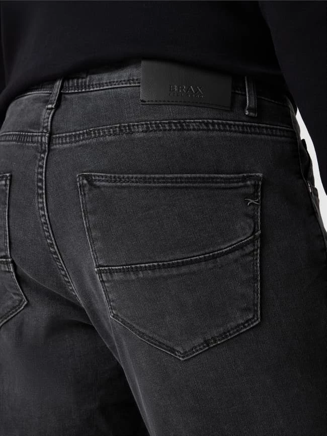 Rabatt ? Brax ? Jeans Im 5-Pocket-Design Modell 'Cadiz' - Mittelgrau ? – Bild 3